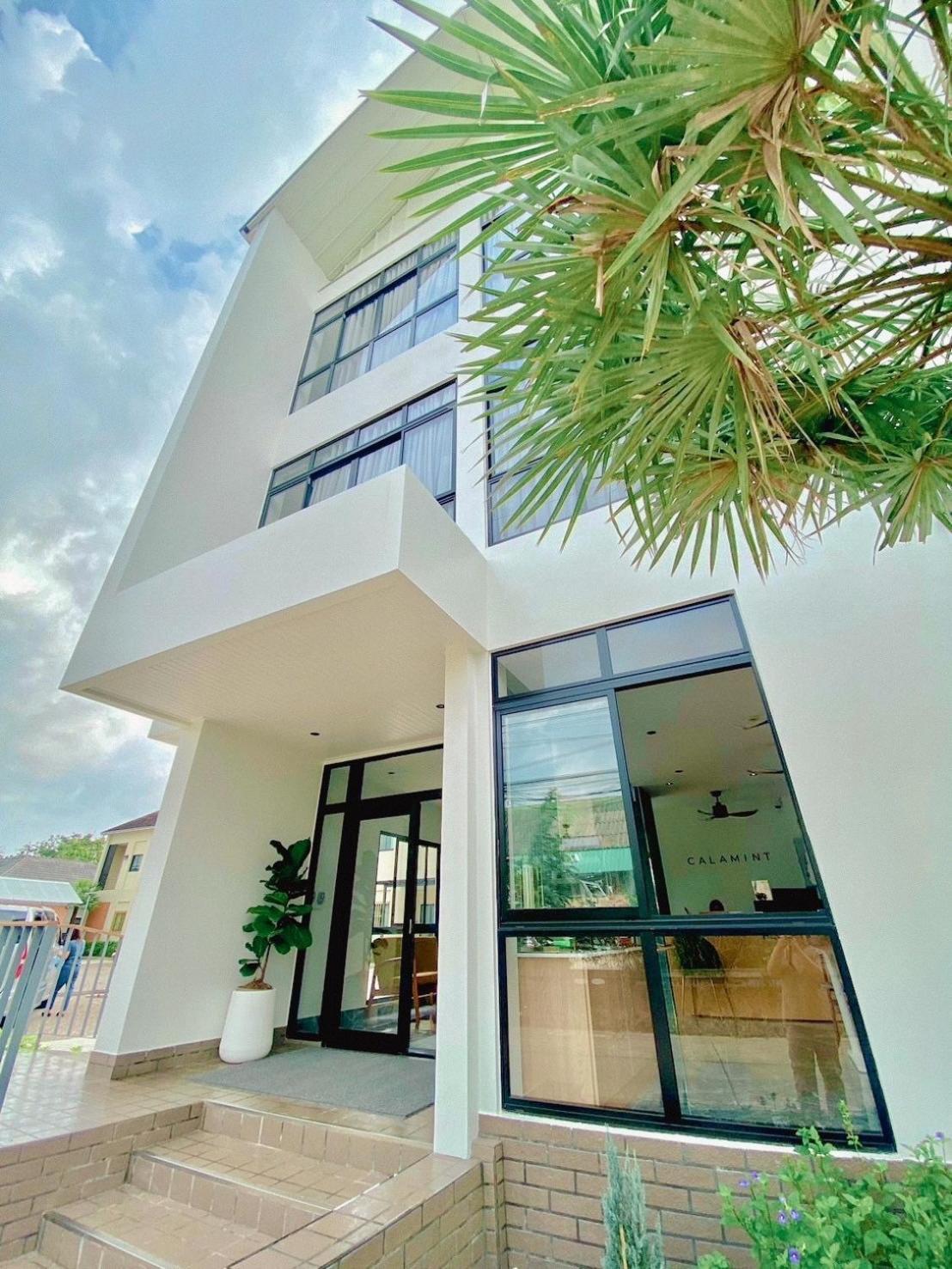 Calamint Residence Hotel Chumphon Buitenkant foto